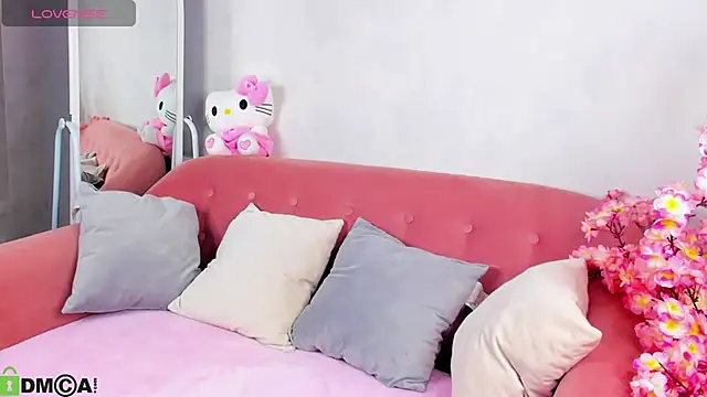 Lynn Martin online show from 10.07.25