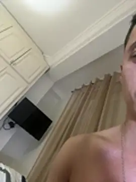 Snapshot of Merousexy282828 chatting on 02.12.26 Merousexy282828 online show from 02.12.26