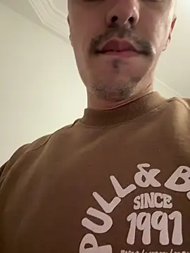 Snapshot of Merousexy282828 chatting on 02.15.26 Merousexy282828 online show from 02.15.26