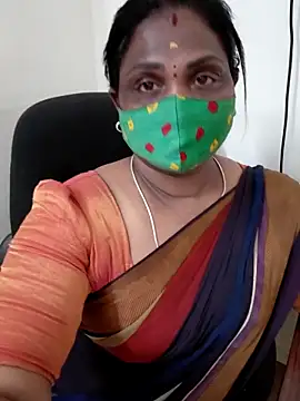Snapshot of Tamil_Kavitha10 chatting on 09.10.25 Tamil Kavitha10 online show from 09.10.25