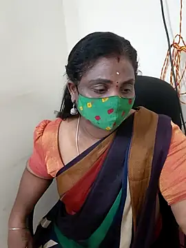 Snapshot of Tamil_Kavitha10 chatting on 10.02.25 Tamil Kavitha10 online show from 10.02.25
