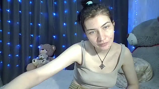 Nancy Luna online show from 10.10.25