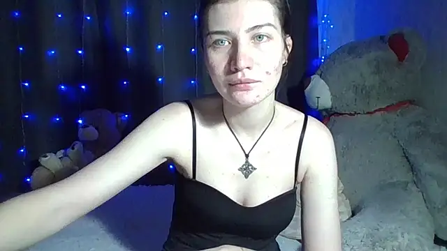 Nancy Luna online show from 10.18.25