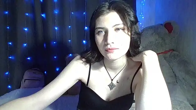 Nancy Luna online show from 10.20.25