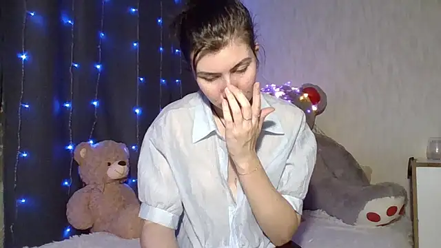 Nancy Luna online show from 10.25.25