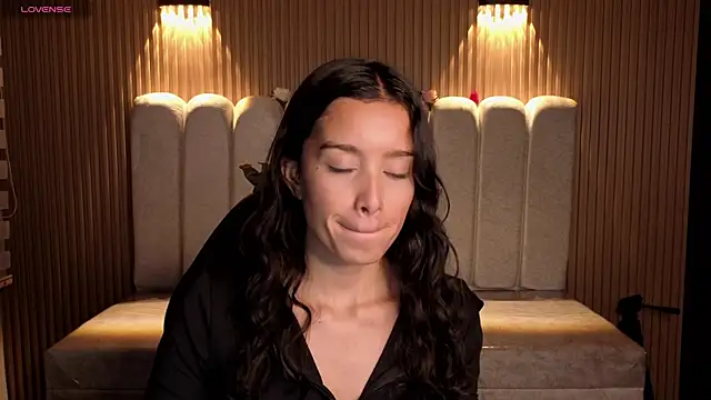  Mia Evans 1 online show from 03.31.26