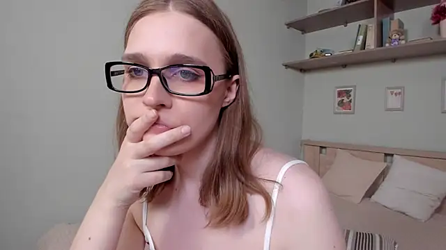 Snapshot of havagooday_ chatting on 04.18.26 havagooday online show from 04.18.26