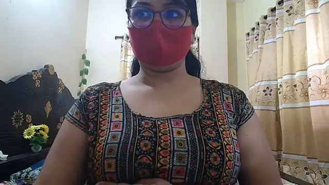 Snapshot of Elena_cruz5 chatting on 04.29.26 Elena cruz5 online show from 04.29.26