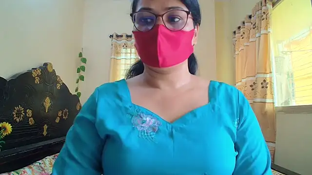 Snapshot of Elena_cruz5 chatting on 05.11.26 Elena cruz5 online show from 05.11.26