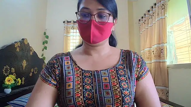 Snapshot of Elena_cruz5 chatting on 05.15.26 Elena cruz5 online show from 05.15.26
