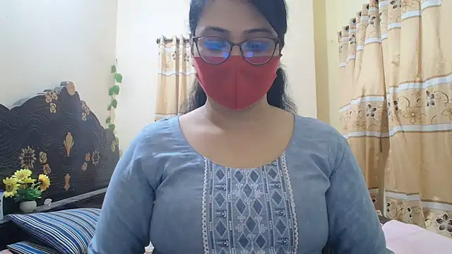 Snapshot of Elena_cruz5 chatting on 05.22.26 Elena cruz5 online show from 05.22.26