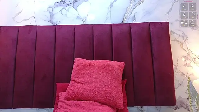 JeyJVazquez  online show from 10.13.25