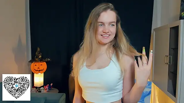 KerenFurguson online show from 10.31.25