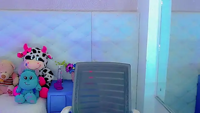 hanna sweett34 online show from 10.14.25