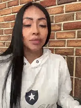 Snapshot of MarianaSandoval27 chatting on 03.09.26 MarianaSandoval27 online show from 03.09.26