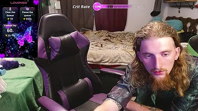 Snapshot of R4inbowK1tty chatting on 10.26.25 R4inbowK1tty online show from 10.26.25