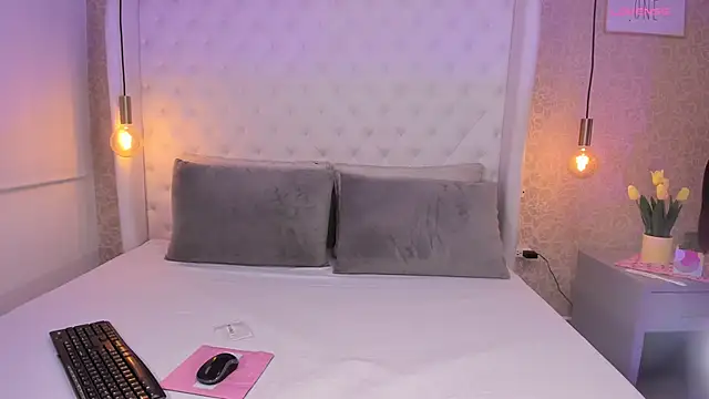 annie clarkson online show from 10.06.25