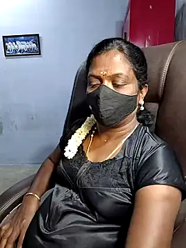 umashreetamil online show from 10.13.25