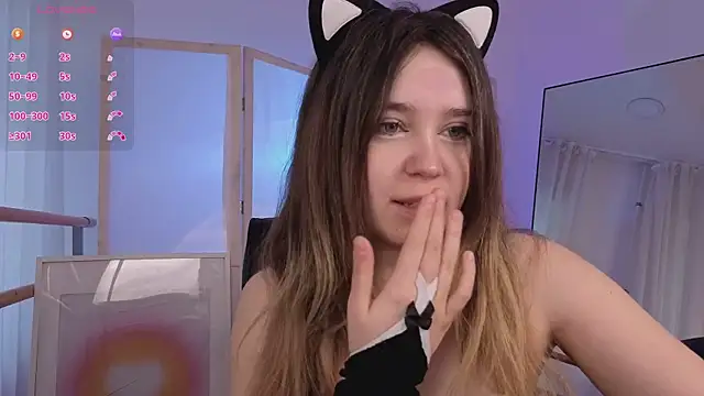 Lina Glow online show from 04.15.26