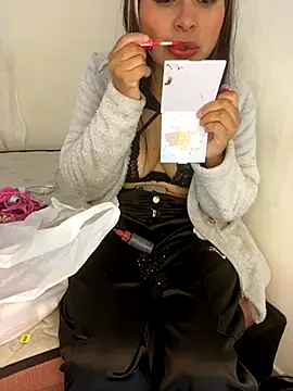 JesicaHorny69 online show from 10.11.25