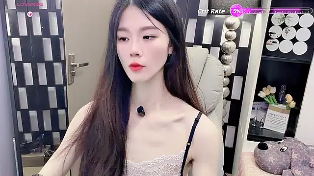 Snapshot of Yueyue-MM chatting on 05.18.26 Yueyue-MM online show from 05.18.26