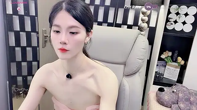 Snapshot of Yueyue-MM chatting on 05.19.26 Yueyue-MM online show from 05.19.26