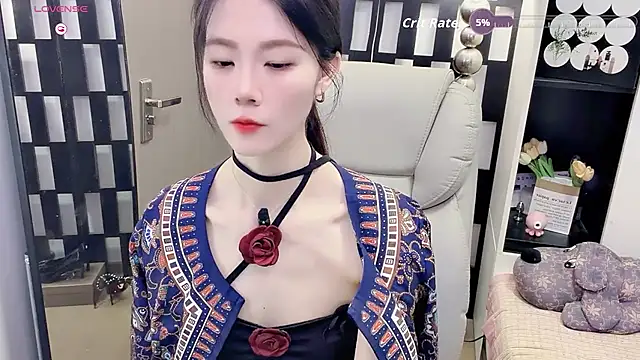 Snapshot of Yueyue-MM chatting on 06.07.26 Yueyue-MM online show from 06.07.26
