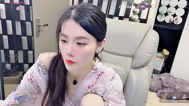 Snapshot of Yueyue-MM chatting on 06.07.26 Yueyue-MM online show from 06.07.26