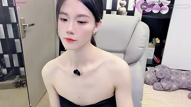 Snapshot of Yueyue-MM chatting on 06.28.26 Yueyue-MM online show from 06.28.26