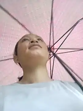 Snapshot of simi-lucy chatting on 09.16.25 simi-lucy online show from 09.16.25