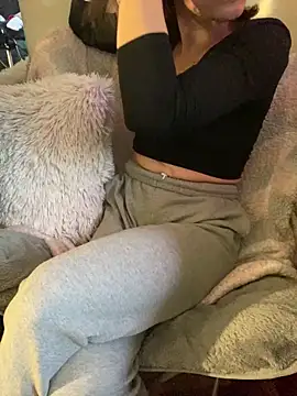 d3luluxx online show from 10.24.25