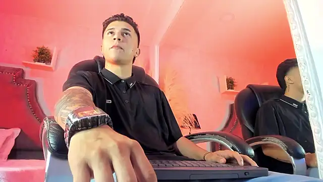 Snapshot of liaamsmiith_ chatting on 02.07.26 liaamsmiith online show from 02.07.26