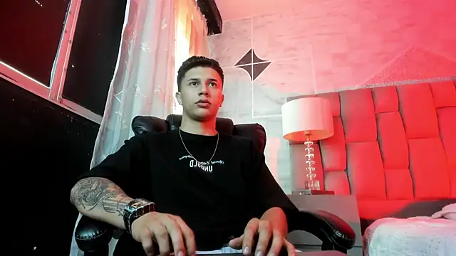 Snapshot of liaamsmiith_ chatting on 03.03.26 liaamsmiith online show from 03.03.26