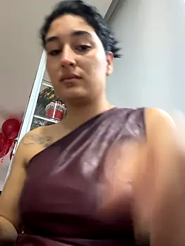 Snapshot of Scarlett_12 chatting on 09.19.25 Scarlett 12 online show from 09.19.25