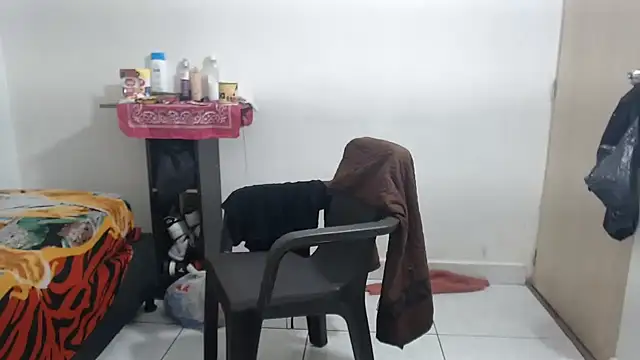 monica loveet online show from 10.07.25