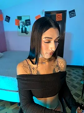 Snapshot of _Denisse444 chatting on 10.21.25  Denisse444 online show from 10.21.25