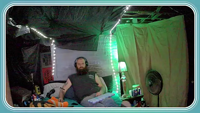 Cowboy815 online show from 11.18.25