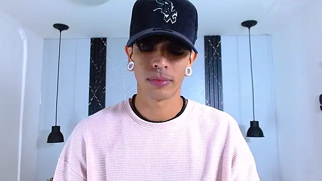 Franvill Trato online show from 10.29.25