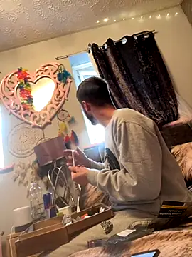 Snapshot of jaycoy22 chatting on 09.10.25 jaycoy22 online show from 09.10.25