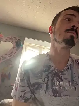 Snapshot of jaycoy22 chatting on 09.11.25 jaycoy22 online show from 09.11.25