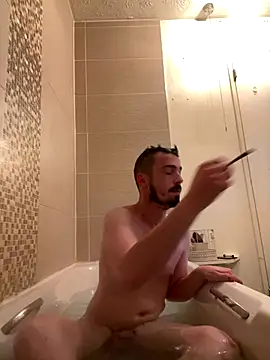 Snapshot of jaycoy22 chatting on 09.26.25 jaycoy22 online show from 09.26.25