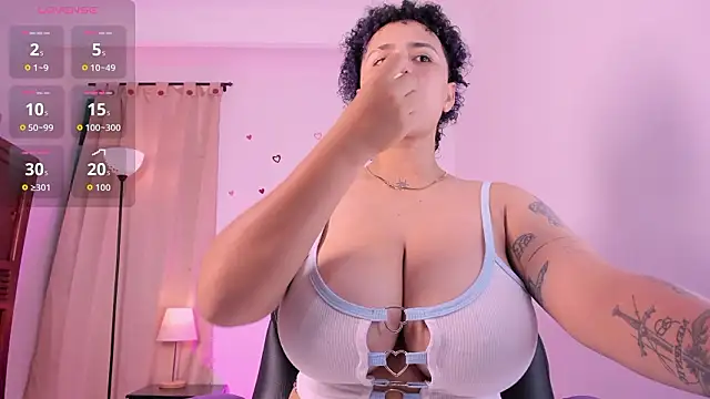 LiaaMoretzz online show from 03.28.26