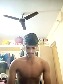 monster 33 online show from 10.04.25