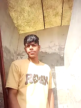 monster 33 online show from 04.18.26