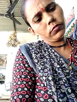 Snapshot of Pooja750 chatting on 05.30.26 Pooja750 online show from 05.30.26