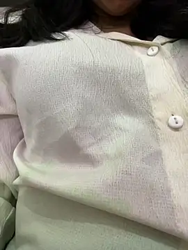 Snapshot of seemujaan chatting on 10.28.25 seemujaan online show from 10.28.25