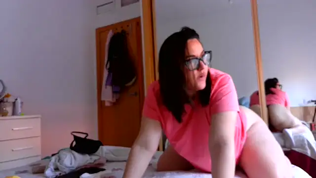 Cuquita83 online show from 04.04.26