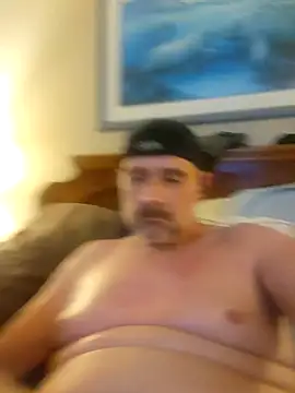 Snapshot of BigheadLongcock chatting on 10.06.25 BigheadLongcock online show from 10.06.25