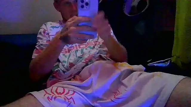 Snapshot of BawledTimeout chatting on 10.01.25 BawledTimeout online show from 10.01.25