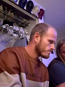 Snapshot of BawledTimeout chatting on 10.18.25 BawledTimeout online show from 10.18.25